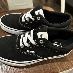 NEW VANS Authentic Black Shoes W6/36
